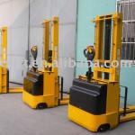 CDD FULL ELECTRIC STACKER