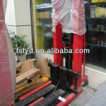 Nylon Wheel 2000kg Capacity Hydraulic pump Hand Pallet forklift Stacker for sell