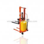 compact design 1.5 ton semic electric stacker