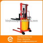 Straddle legs semi-electric apilador/stacker equipment