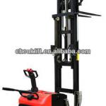 Power Reach Stacker with 1.5 ton capacity--CYD15 Series