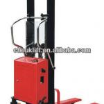 650kg Reliable Semi-electric Stacker SPN065/(16/25)