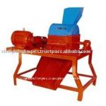 Soil crushing machine