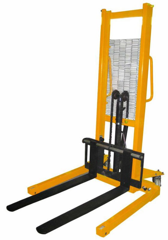 1000/1500 KGS Wide Straddle Manual Stacker