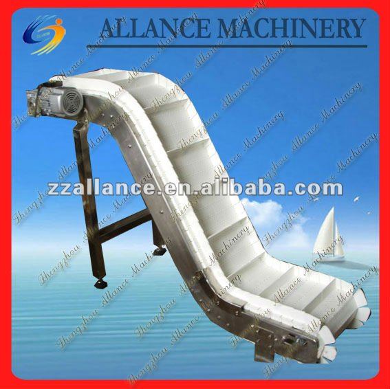 139 Corrugated and sidewall belt conveyor