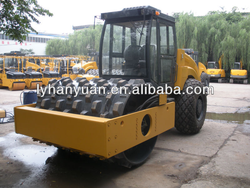 14t Hydraulic Single Drum Vibratory Road Roller HYD14H