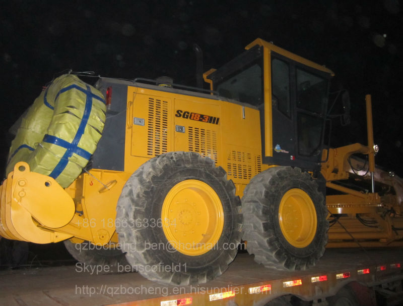 180hp Shantui motor grader with rear ripper and front blade