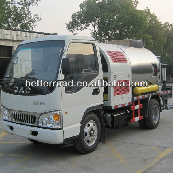 2000L NEW ASPHALT DISTRIBUTOR