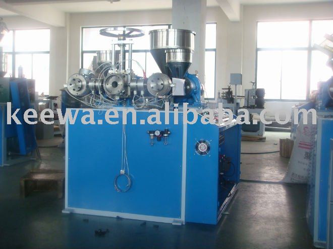 2011 new hot plastic straw making machine