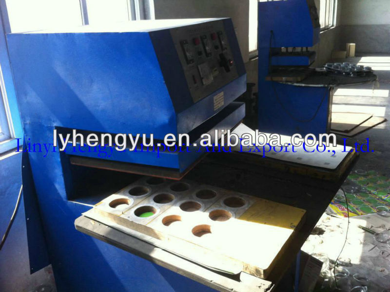 2013 Hot Sale Automatic Scourer Blister Packing Machine