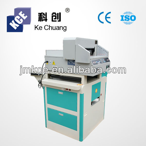 2013 KCE new model Wedding album making machine