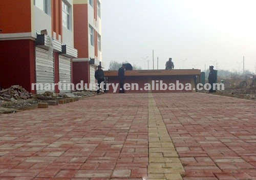 2013 New Designed Road Paving Machinery