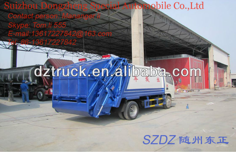 2013 NEW Dongfeng 4*2 compression garbage truck