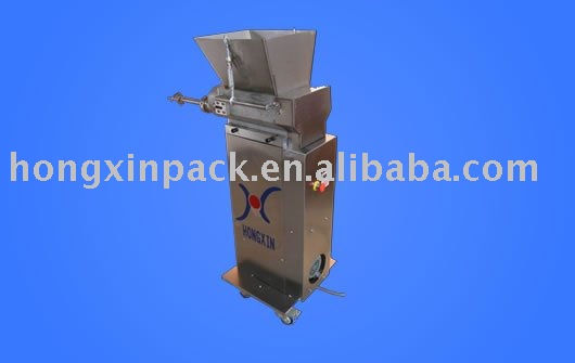 2013 new stuffed chocolate filling machinery