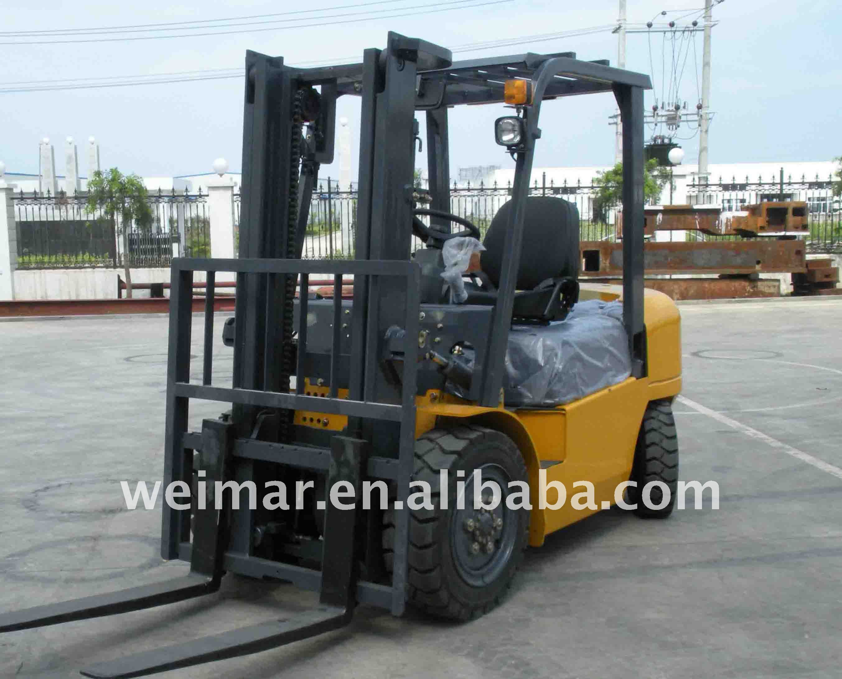 2ton gasoline forklift