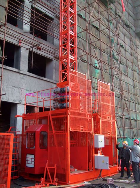 2tons (sc200/200) full automatic double cage construction elevator professional manufacturer designed for Panama