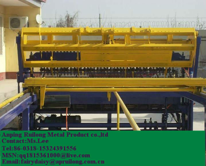 3D wire mesh panel fence production line