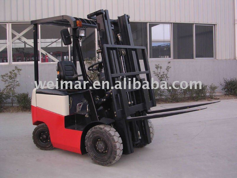 4-wheels electric forklift TK30-30