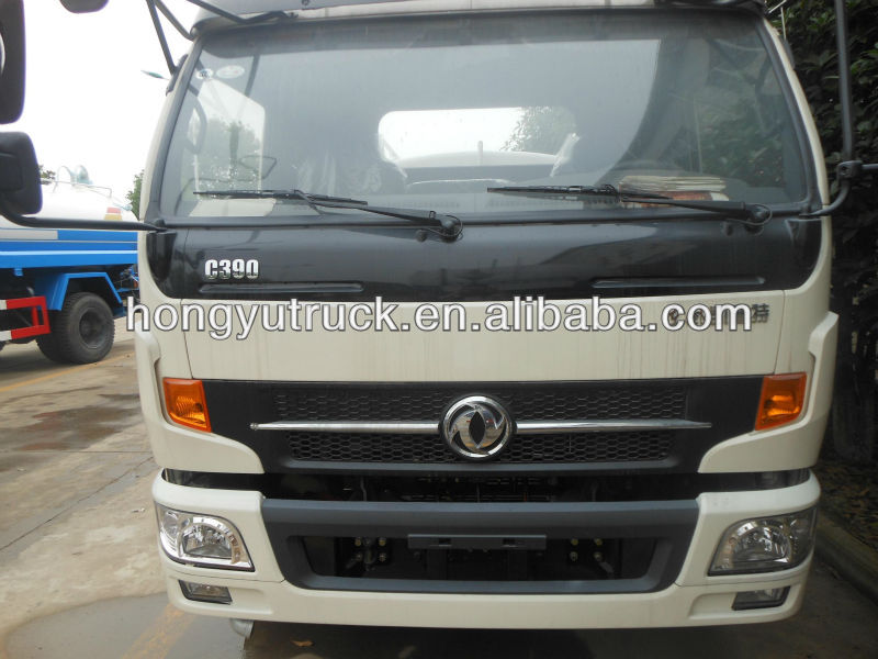 5 tons 4*2 dongfeng water truck