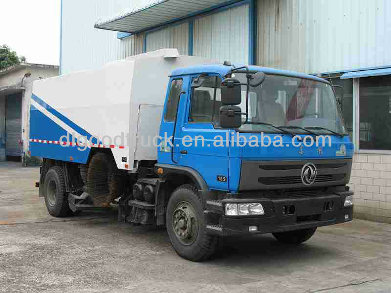 5000L Dongfeng 4x2 vaccum road sweeping machine