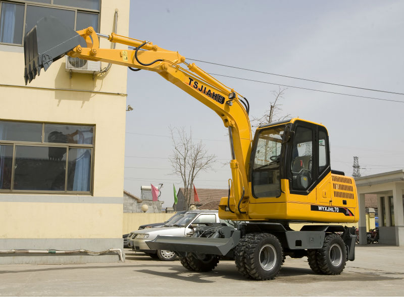 7 ton 360 degree mini/small digger