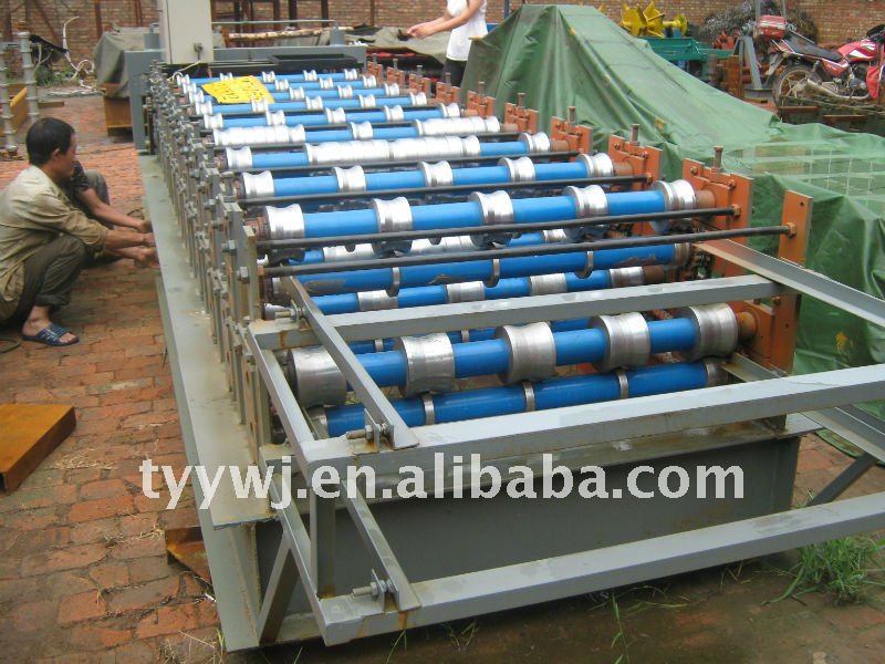 860/910 double layer roll forming machine