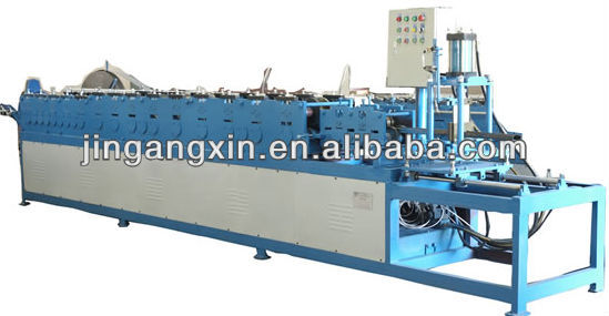 Adjustable C steel forming machine