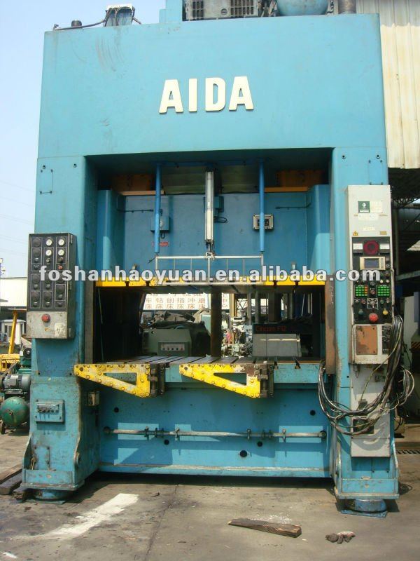 AIDA 200T punch press