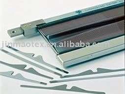 Air jet reed for weaving loom