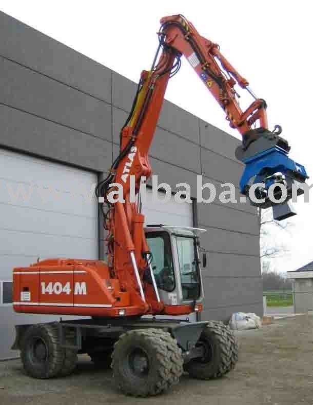 AKT Vibrating Plate Compactor, Vibratory Compactor, Plate Compactor, Excavator Attachment, Soil Damper, Earth Dampler