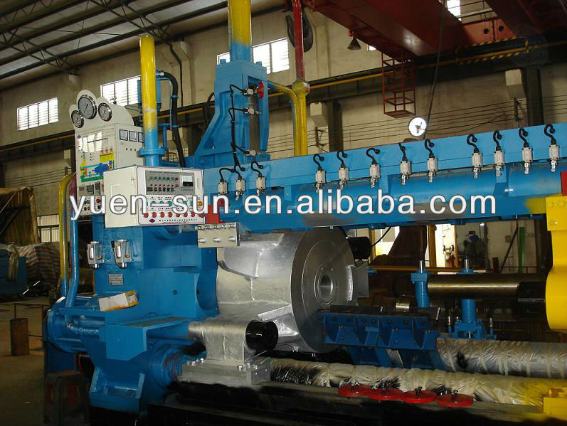 Aluminum Extrusion Press