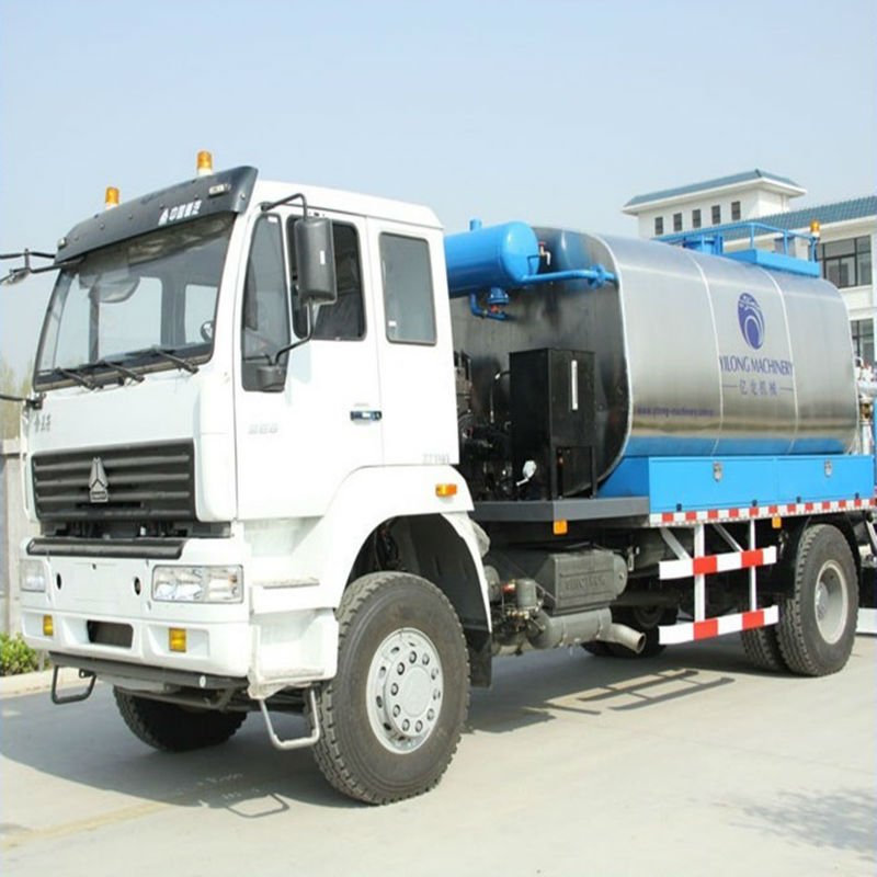 Automatic Asphalt Distributor Truck Factory Supply