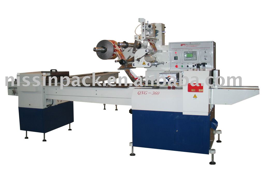 Automatic biscuit pillow packing machine