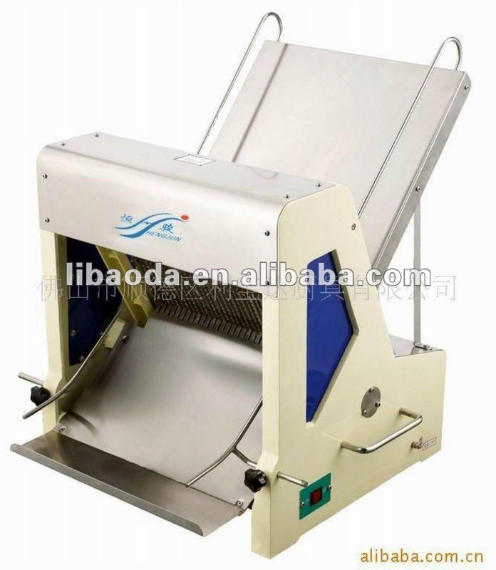 Automatic bread cutter