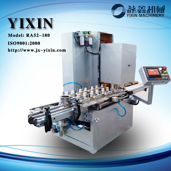 Automatic can sealing machine