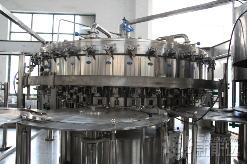 Automatic carbonated soft drink filling machine