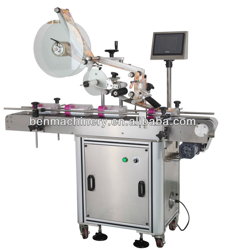 Automatic Flat Surface Objects Labeling Machine