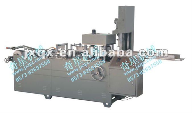 Automatic nonwoven baby wet wipes folding processing machine