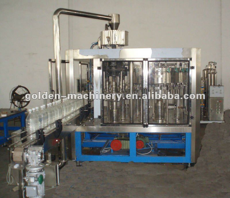 Automatic rinser filler capper for pet bottles