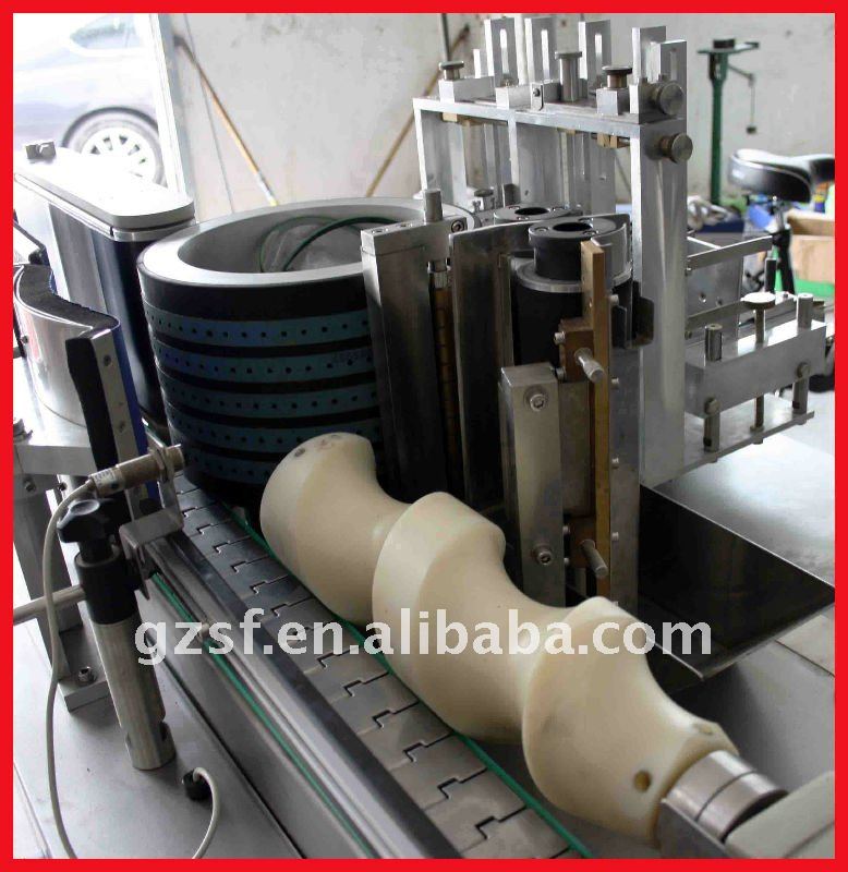 Automatic round bottle wet glue labeling machine