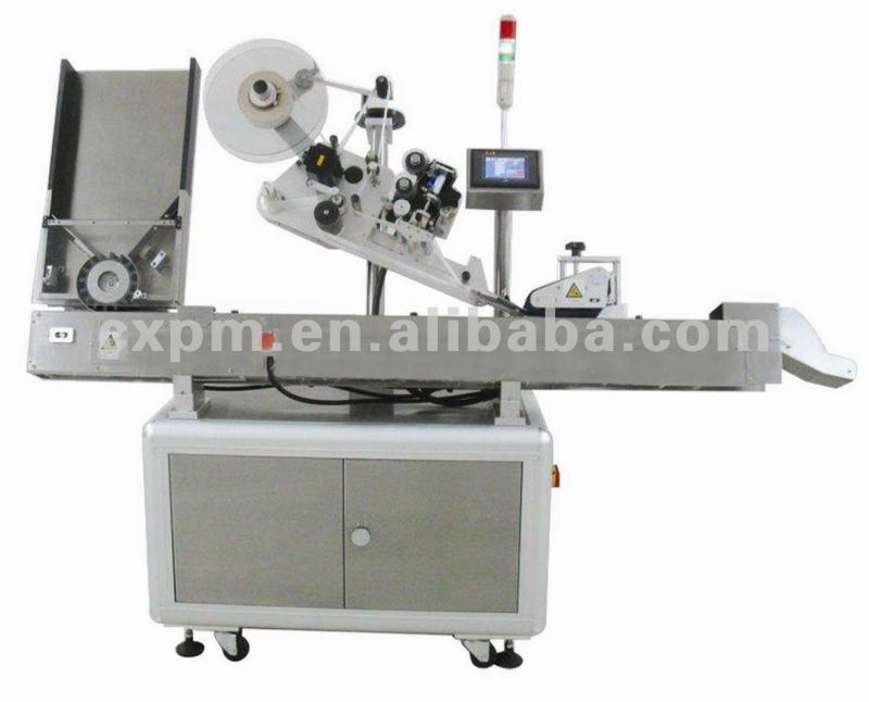 Automatic small bottle labeling machine