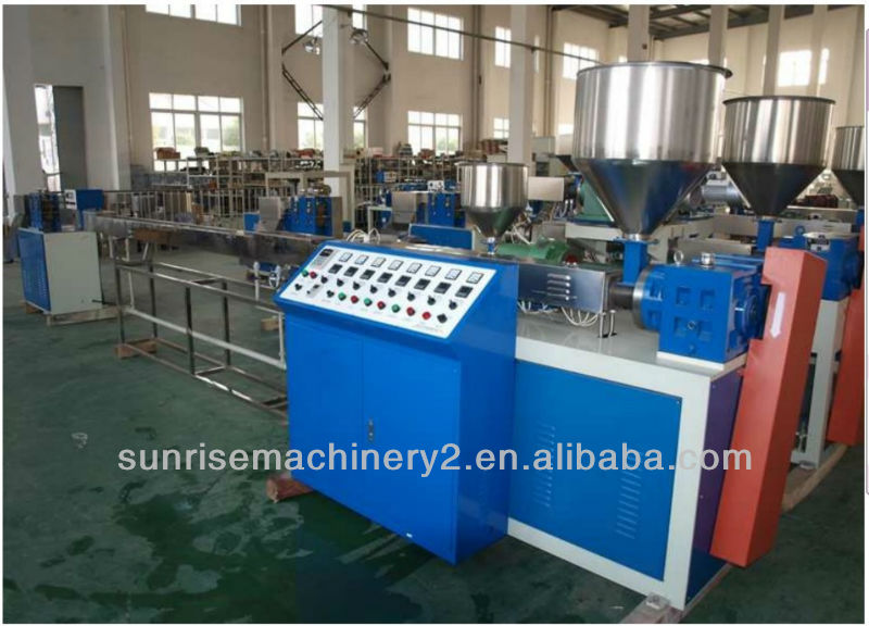 Automatic Straw Extruding Machine