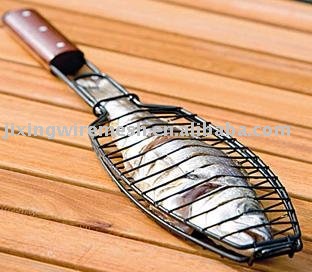 BBQ grill fish basket with wood handle