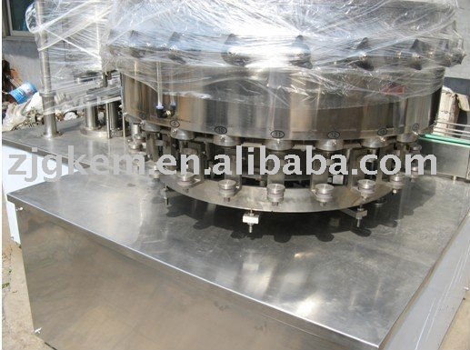 Beer beverage, two in one filing and capping beer filling equipment