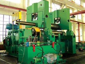 Big upper roller universal-type rolling machine