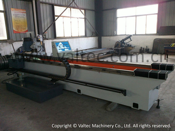 Blades sharpening machine for paper machine