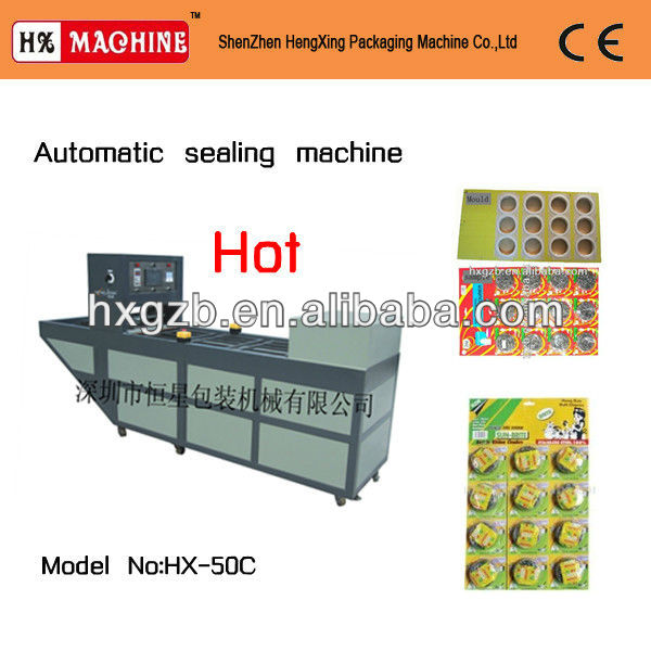 Blister packing machine for scourer ball