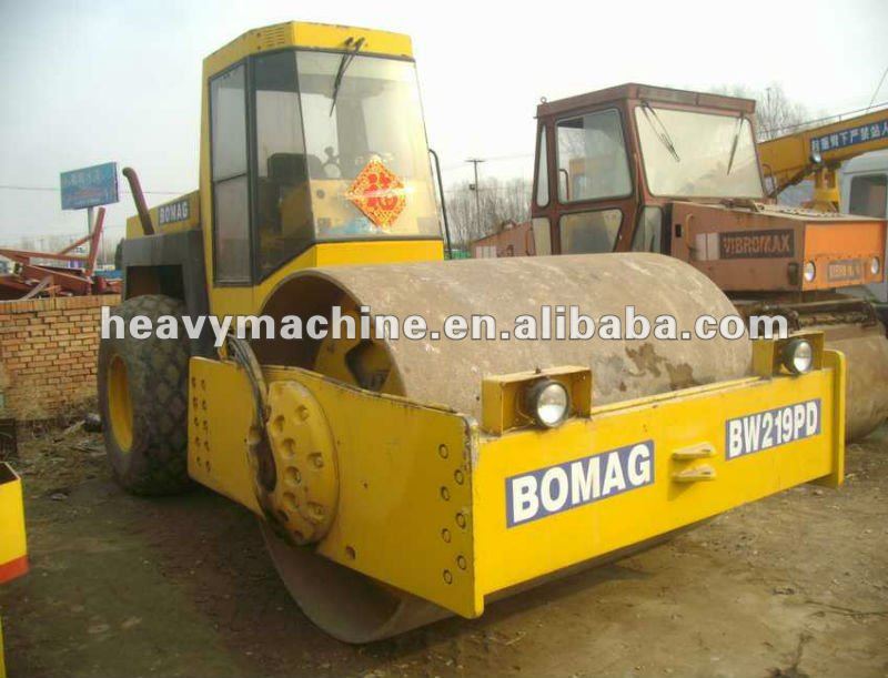 Bomag compact roller BW219D-2