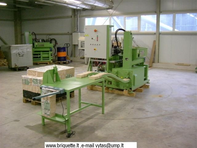 Briquette press BP420A