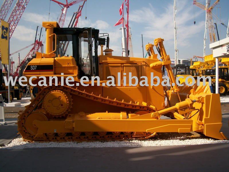 bulldozer 230HP, SD7 bulldozer, earth moving machine